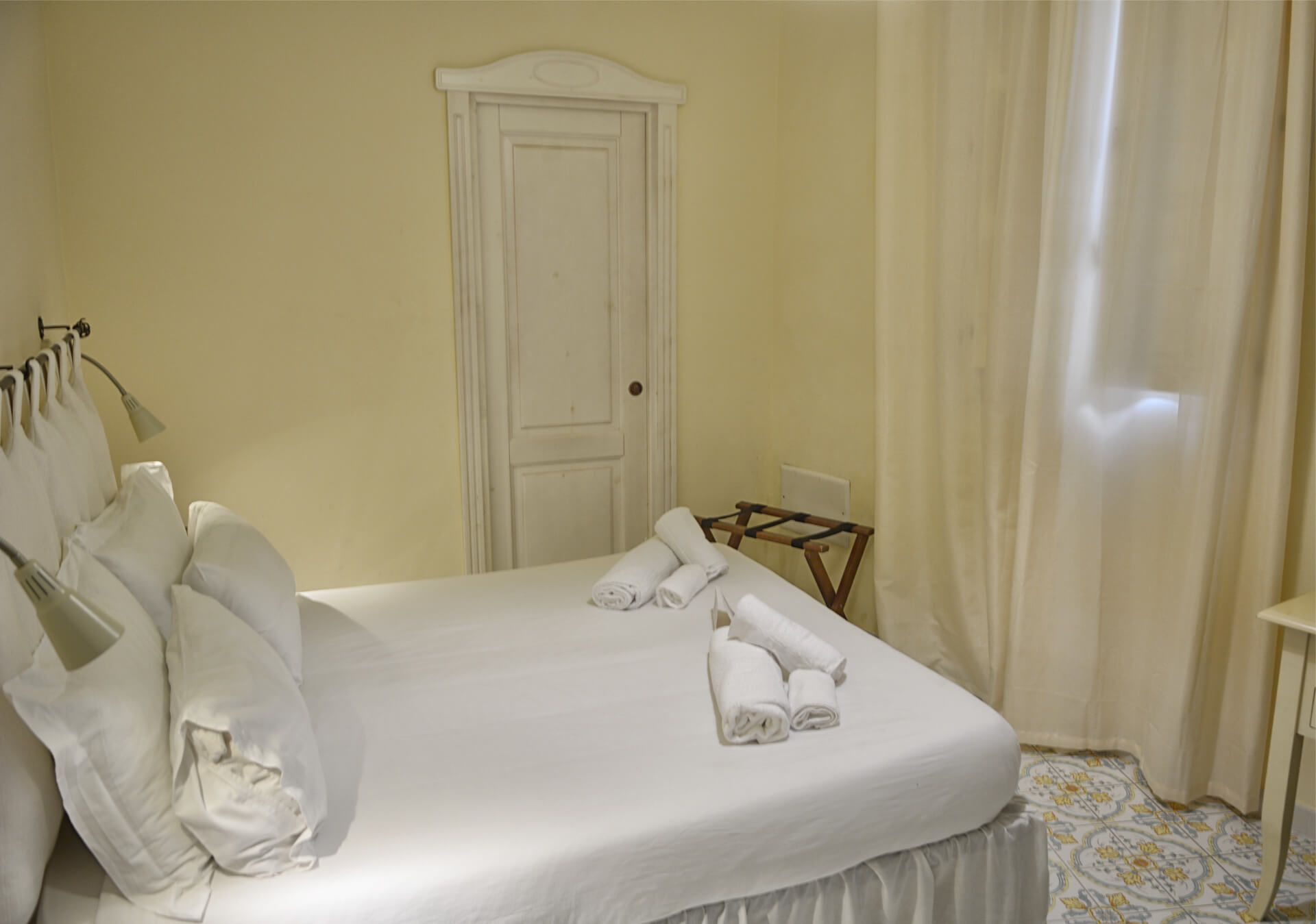 Camera matrimoniale comfort Zafferano b&b Sine Tempore Manduria